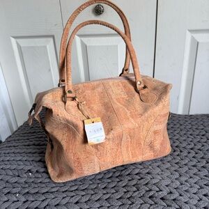 Elegant Tan Cork Handbag